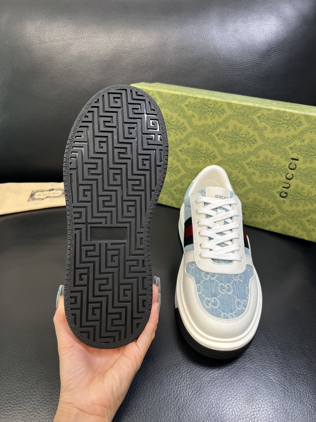 Gucci 高品质 顶级工艺品 古奇 专柜新款原厂配置，意大利进口牛皮面料，进口牛皮内里垫，透气舒适，鞋