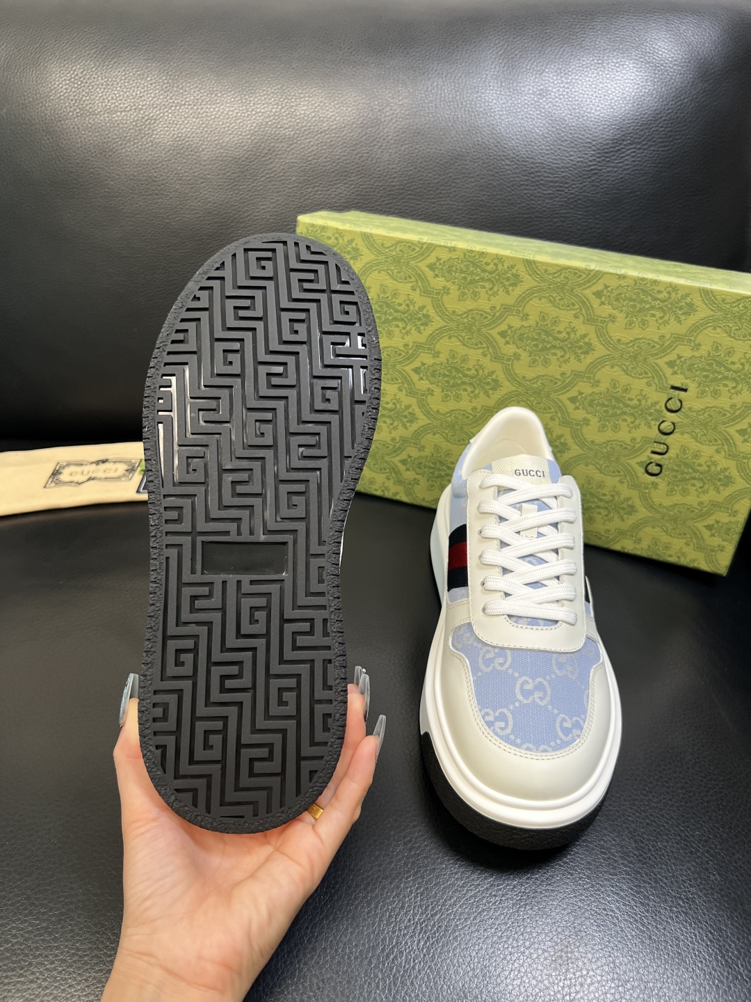 Gucci 高品质 顶级工艺品 古奇 专柜新款原厂配置，意大利进口牛皮面料，进口牛皮内里垫，透气舒适，鞋