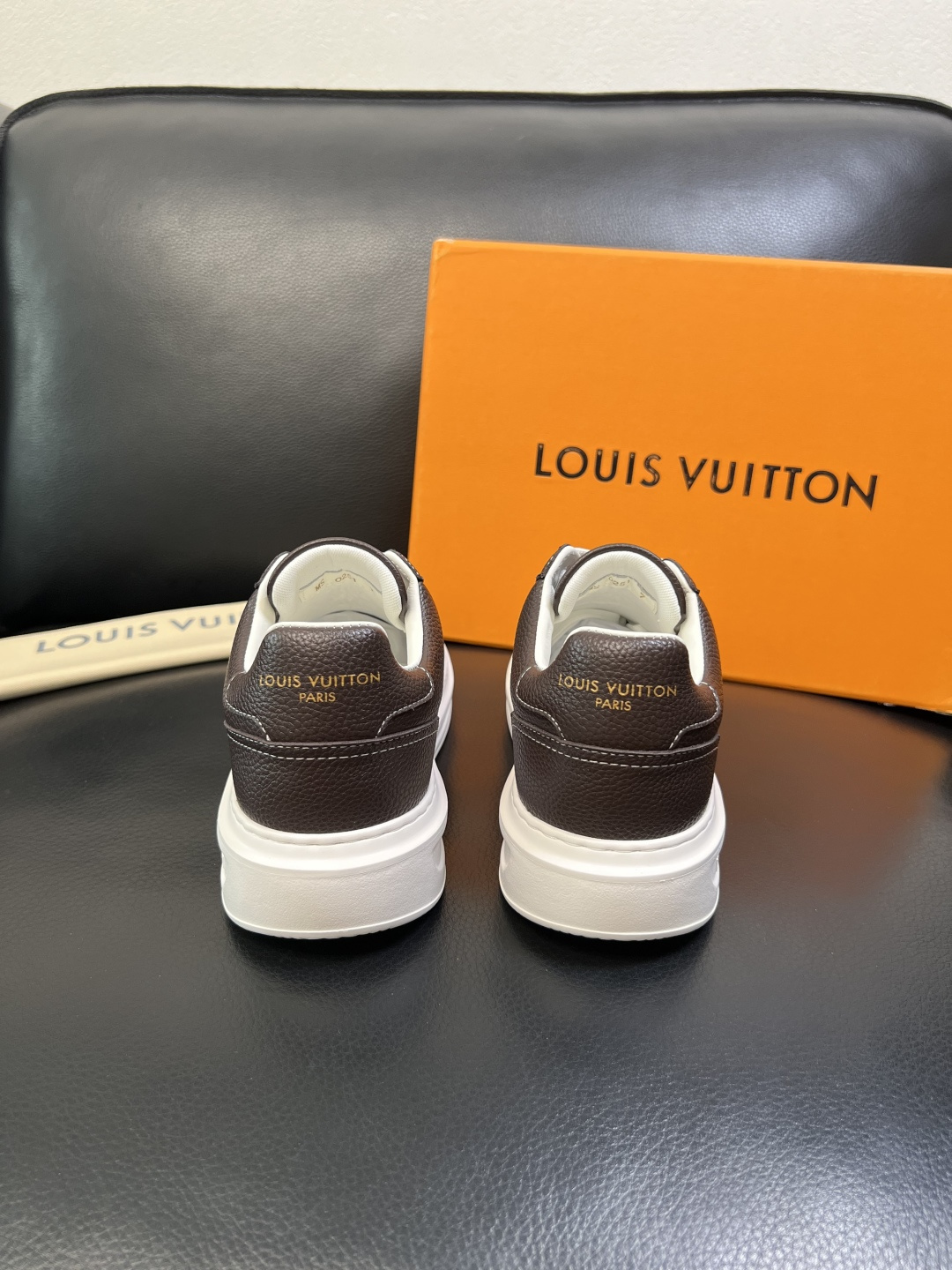 Lv 高品质 顶级工艺品 路易威登，运动板鞋专柜同步，鞋面意大利进口，高品质拼接缤纷色彩复杂工艺品，进口