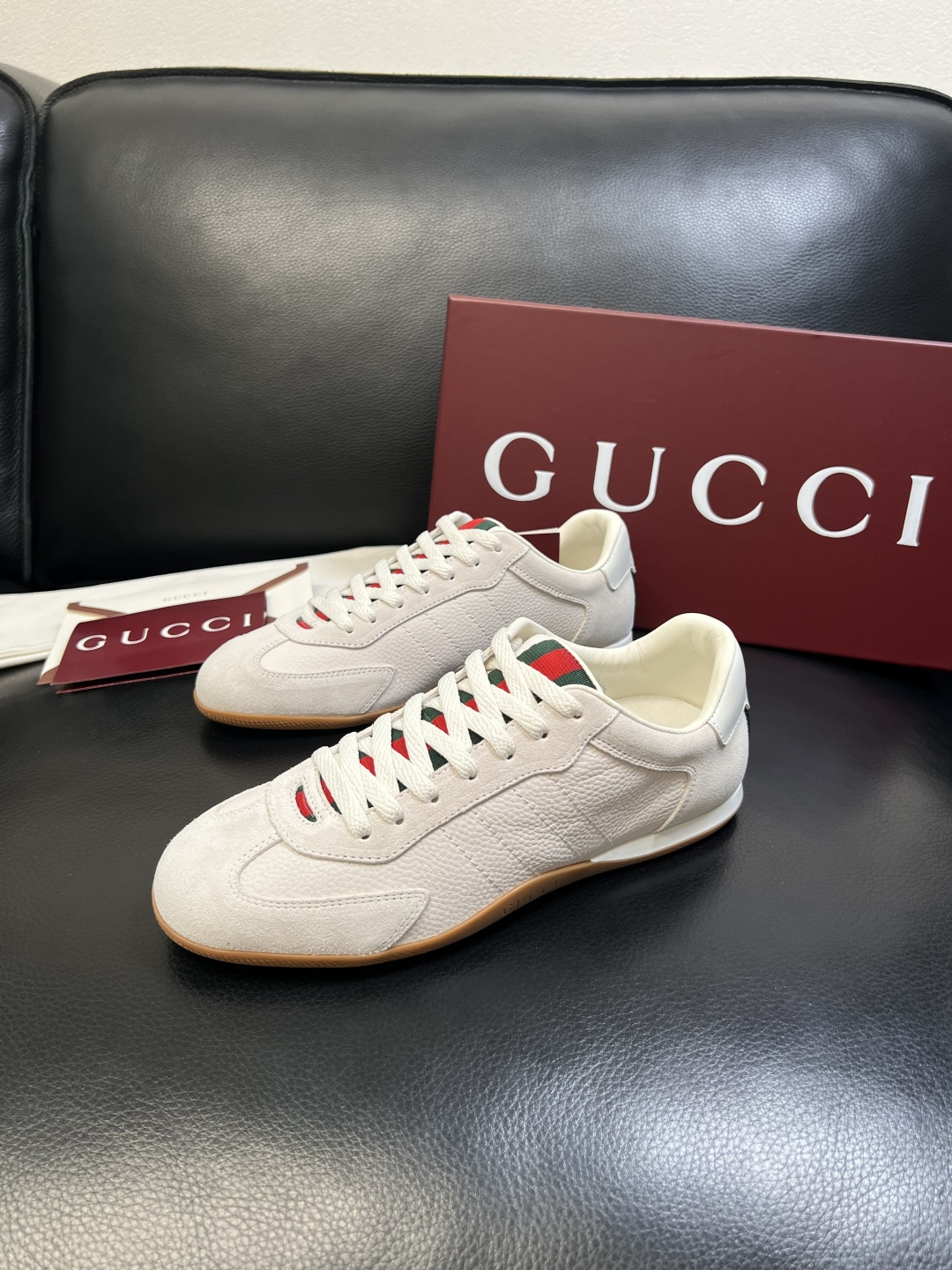 Gucci 高品质 顶级工艺品 古奇 专柜新款原厂配置，意大利进口牛皮面料，进口牛皮内里垫，透气舒适，鞋