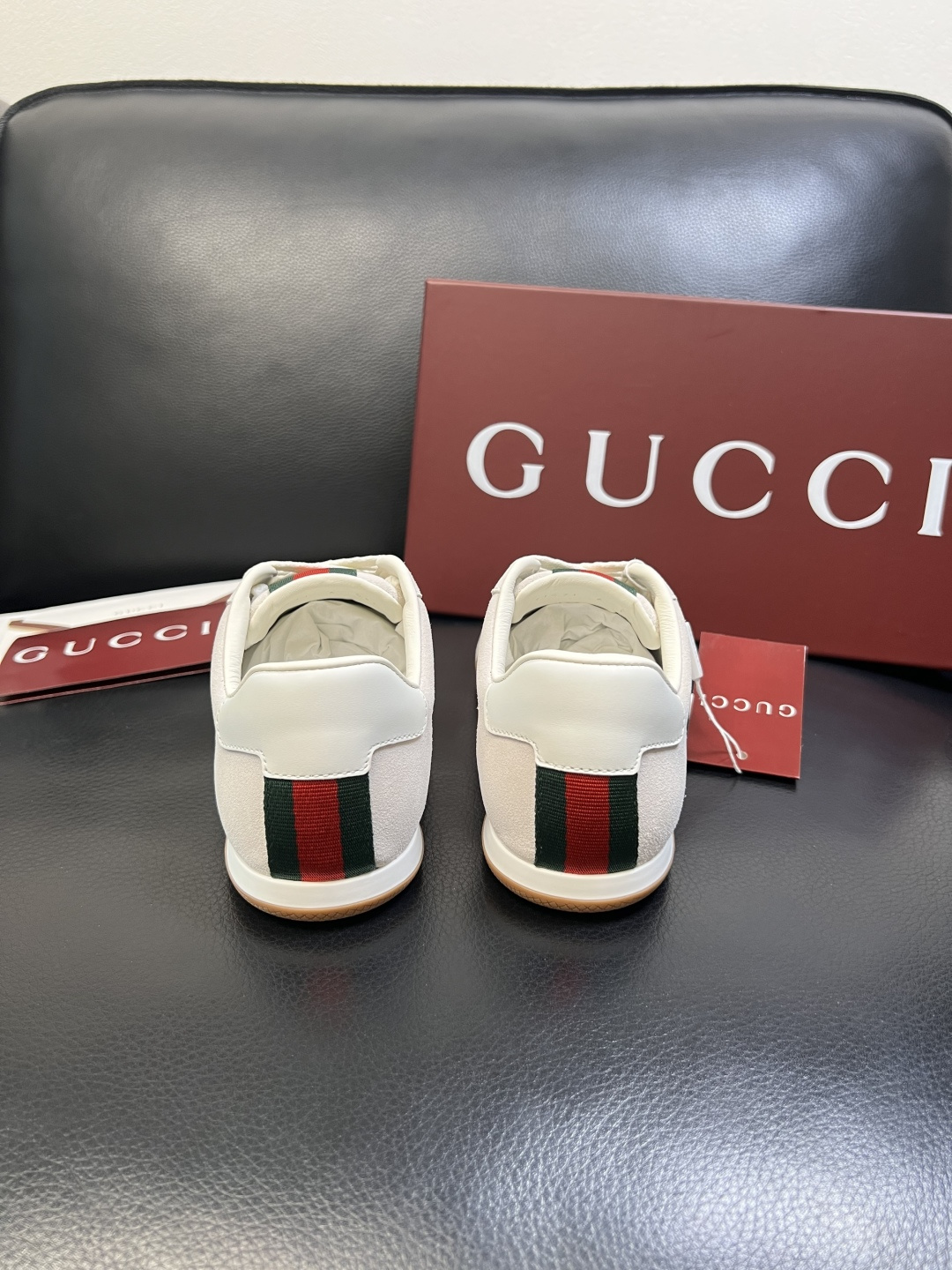 Gucci 高品质 顶级工艺品 古奇 专柜新款原厂配置，意大利进口牛皮面料，进口牛皮内里垫，透气舒适，鞋