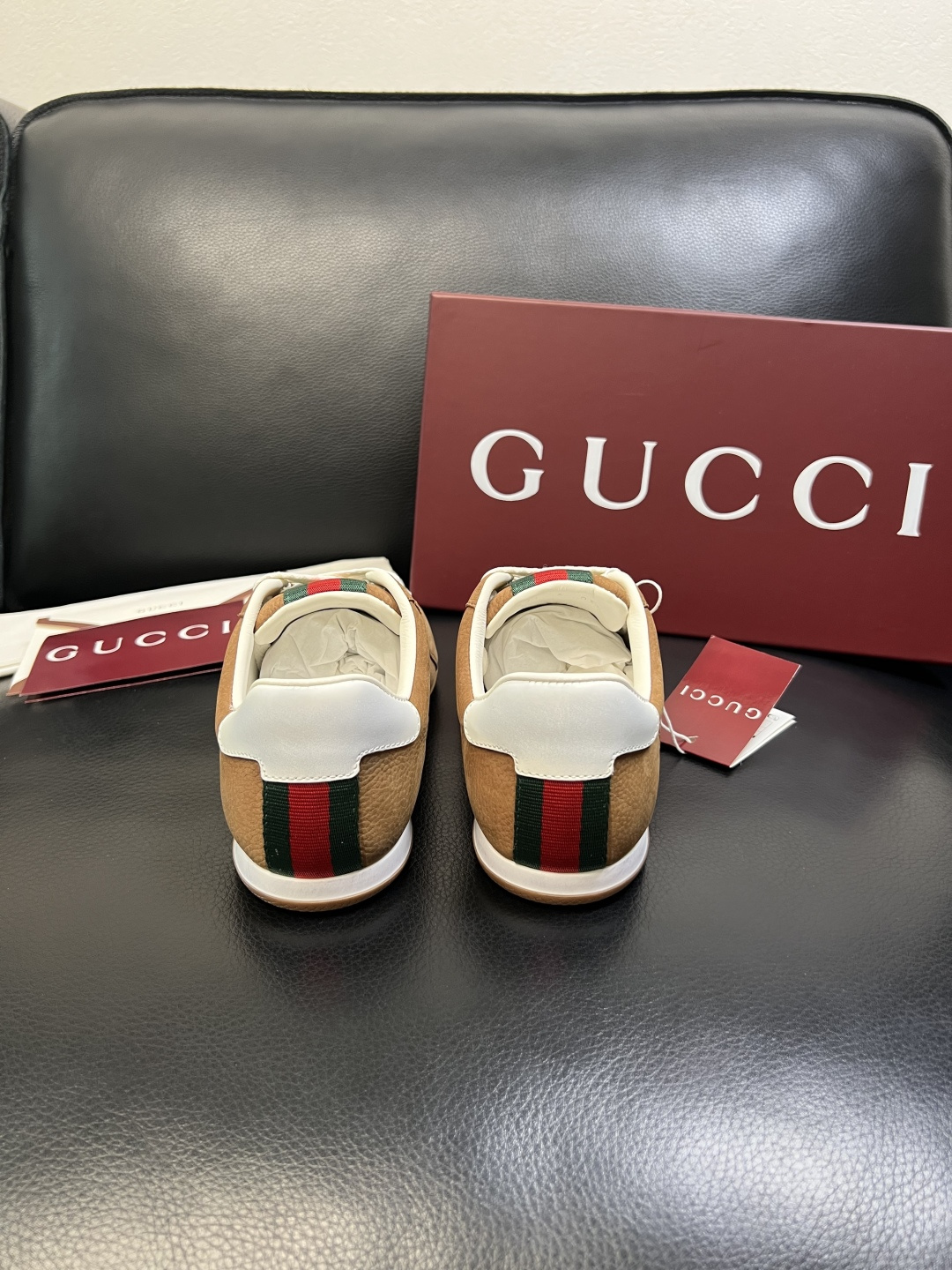 Gucci 高品质 顶级工艺品 古奇 专柜新款原厂配置，意大利进口牛皮面料，进口牛皮内里垫，透气舒适，鞋