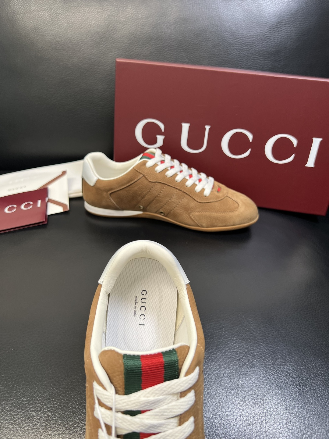 Gucci 高品质 顶级工艺品 古奇 专柜新款原厂配置，意大利进口牛皮面料，进口牛皮内里垫，透气舒适，鞋