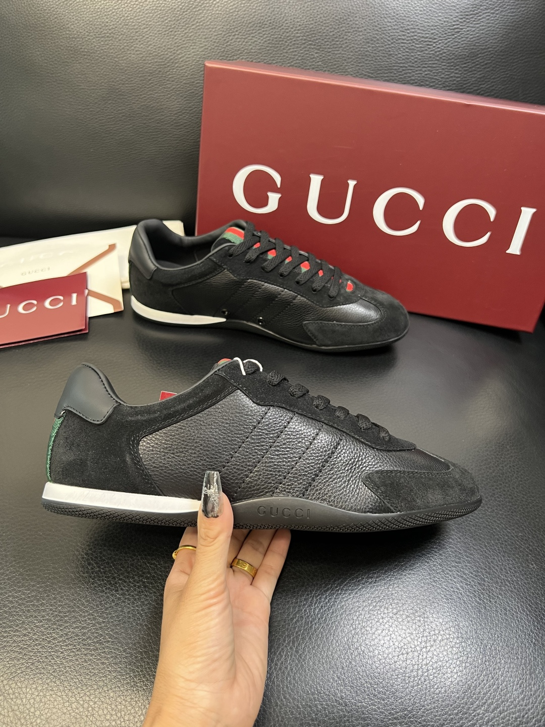 Gucci 高品质 顶级工艺品 古奇 专柜新款原厂配置，意大利进口牛皮面料，进口牛皮内里垫，透气舒适，鞋