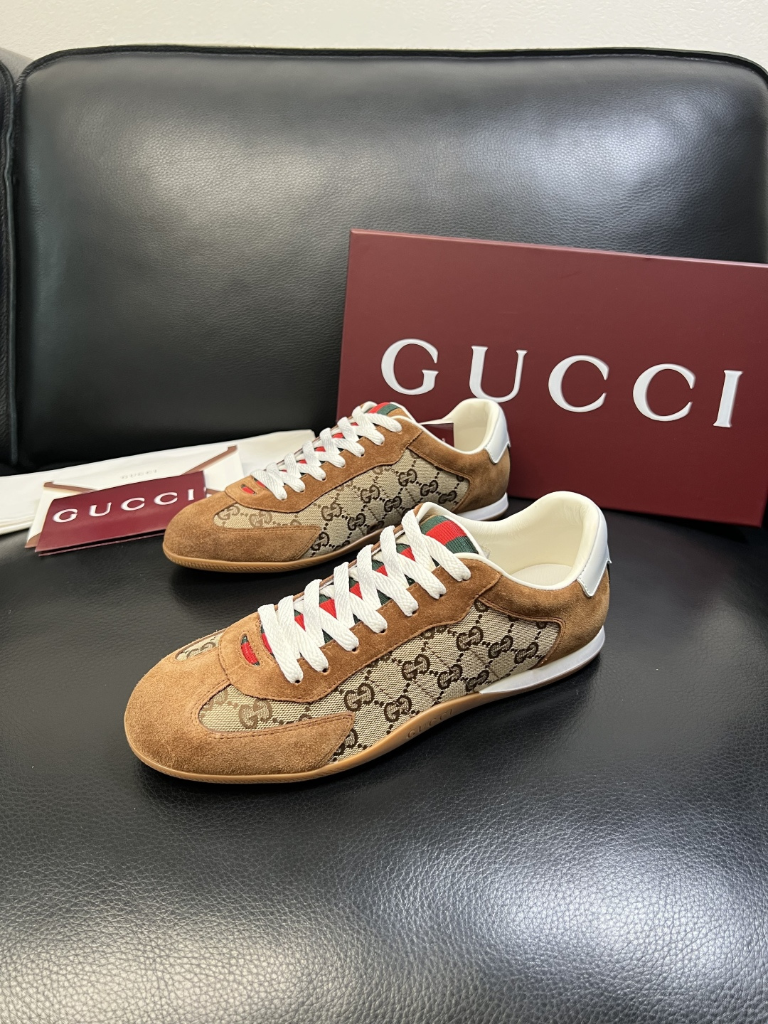 Gucci 高品质 顶级工艺品 古奇 专柜新款原厂配置，意大利进口牛皮面料，进口牛皮内里垫，透气舒适，鞋