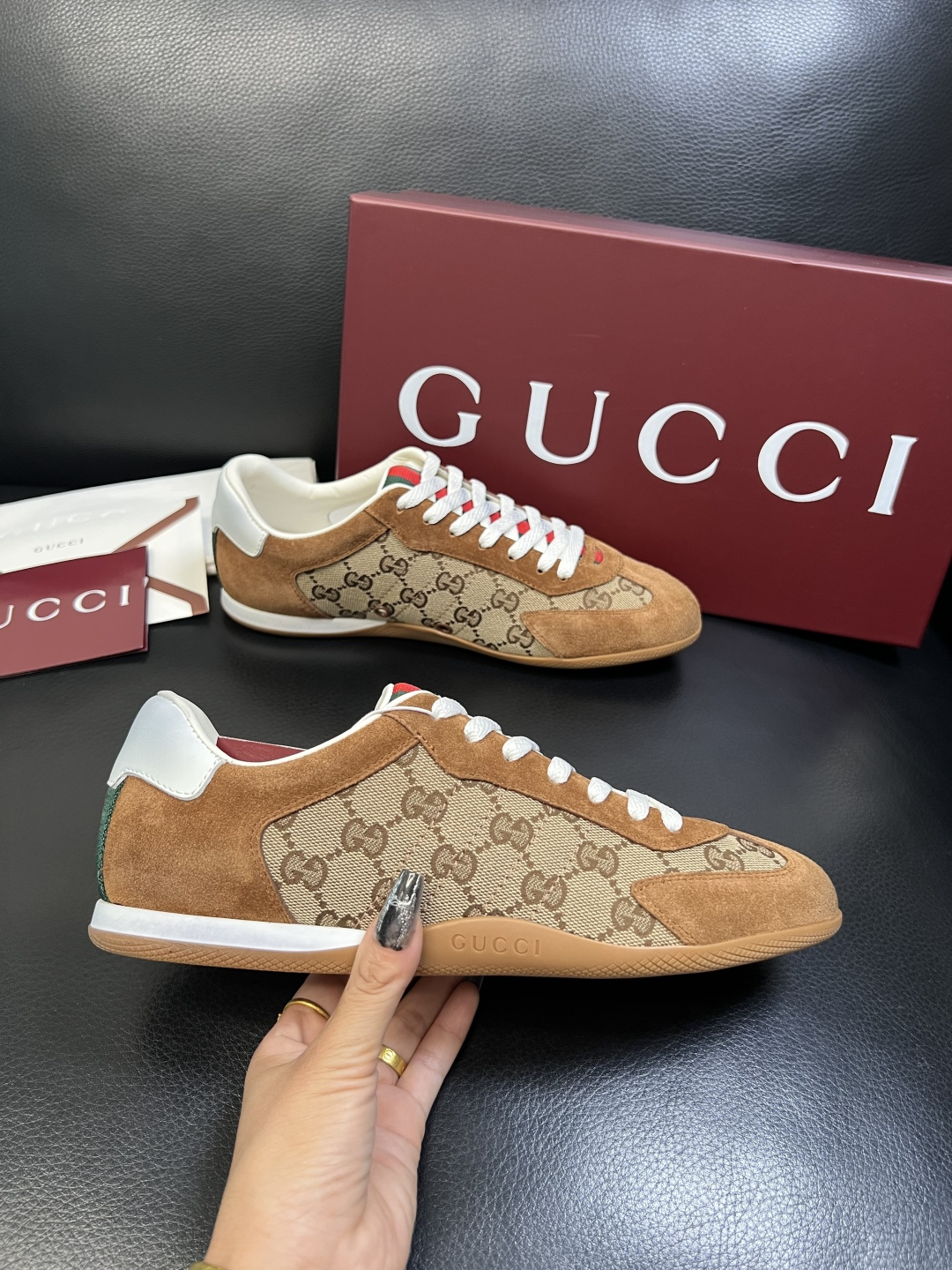 Gucci 高品质 顶级工艺品 古奇 专柜新款原厂配置，意大利进口牛皮面料，进口牛皮内里垫，透气舒适，鞋