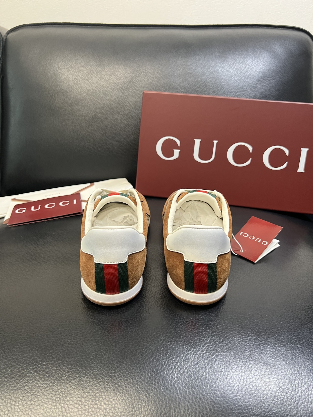 Gucci 高品质 顶级工艺品 古奇 专柜新款原厂配置，意大利进口牛皮面料，进口牛皮内里垫，透气舒适，鞋