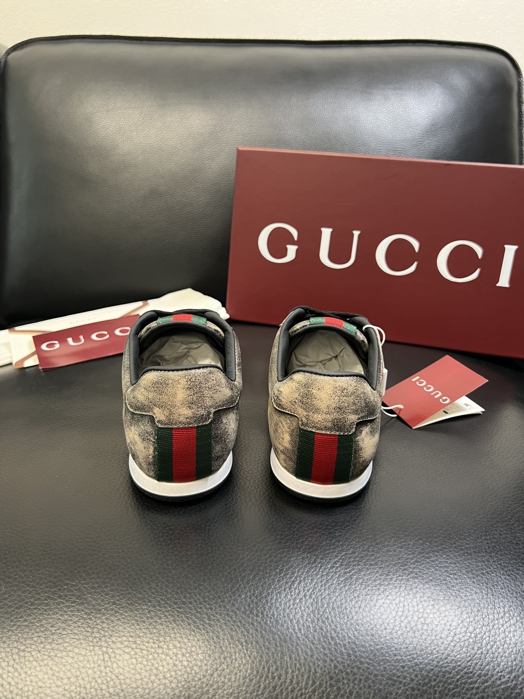 Gucci 高品质 顶级工艺品 古奇 专柜新款原厂配置，意大利进口牛皮面料，进口牛皮内里垫，透气舒适，鞋
