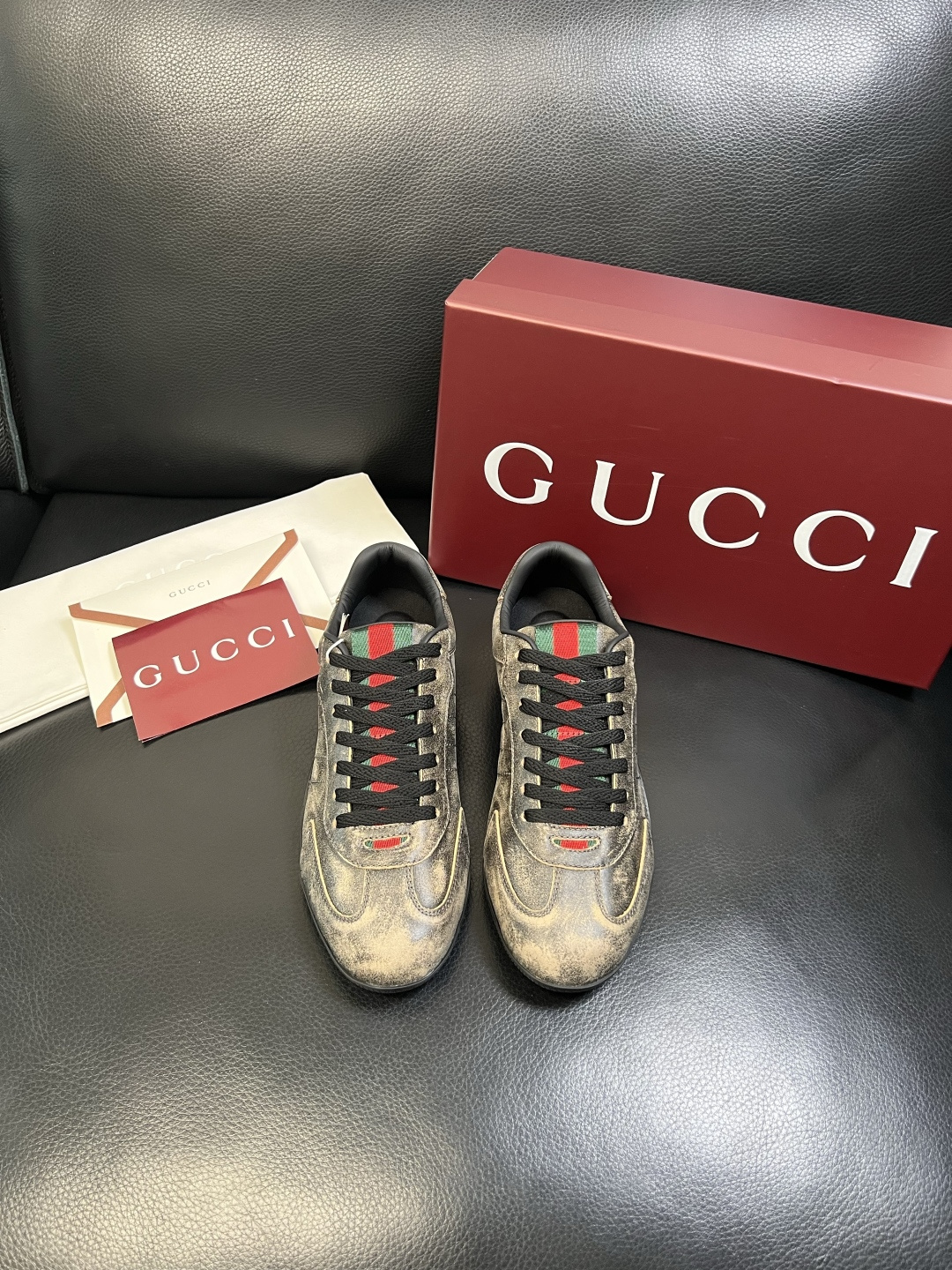 Gucci 高品质 顶级工艺品 古奇 专柜新款原厂配置，意大利进口牛皮面料，进口牛皮内里垫，透气舒适，鞋