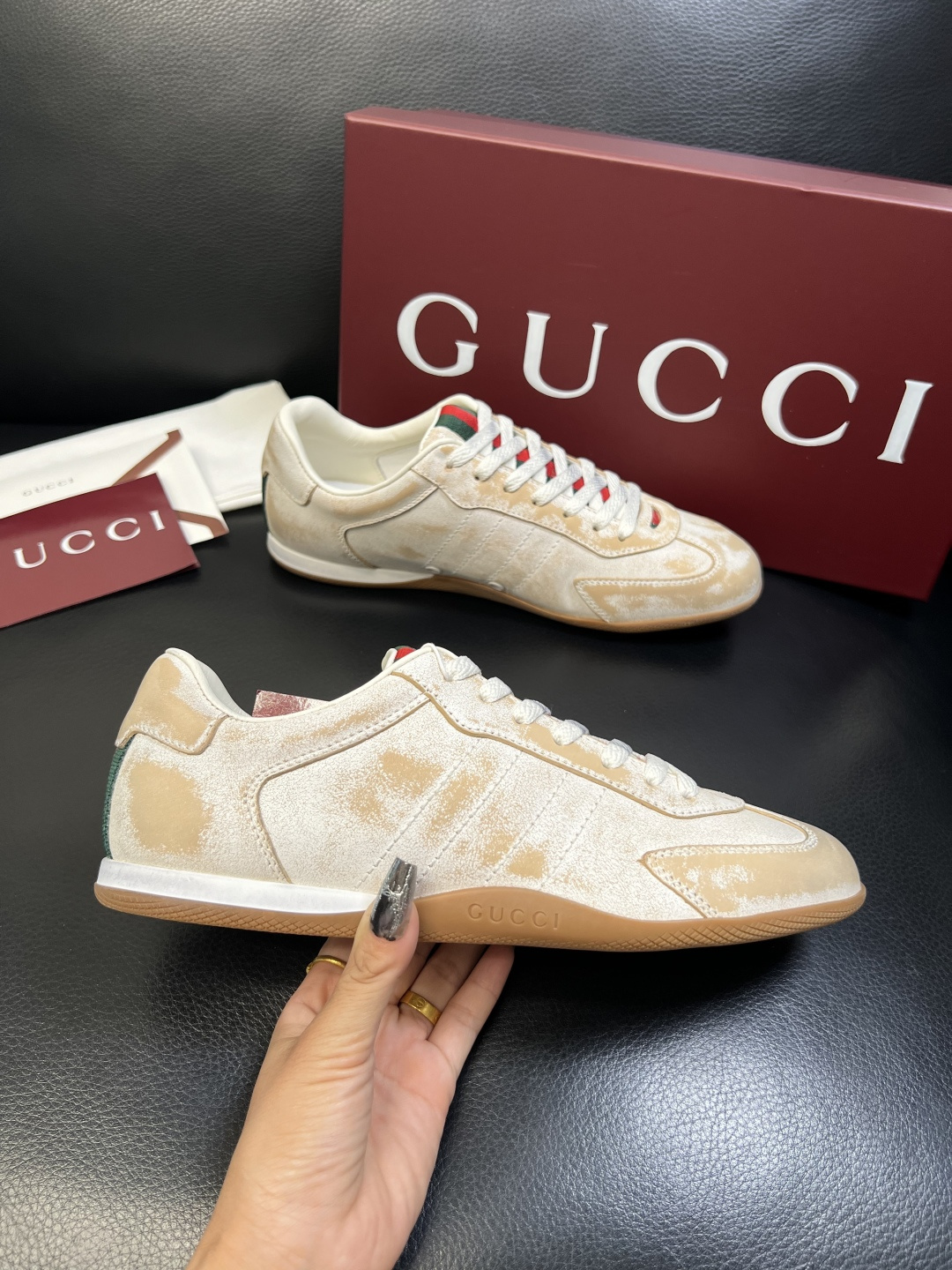 Gucci 高品质 顶级工艺品 古奇 专柜新款原厂配置，意大利进口牛皮面料，进口牛皮内里垫，透气舒适，鞋