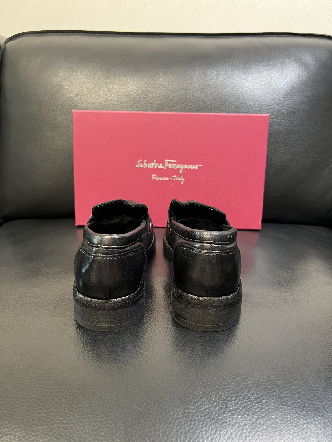 Ferragamo 高品质 顶级工艺品 菲拉格慕 专柜同步发售原厂配置，意大利进口原版牛皮，进口水染牛里