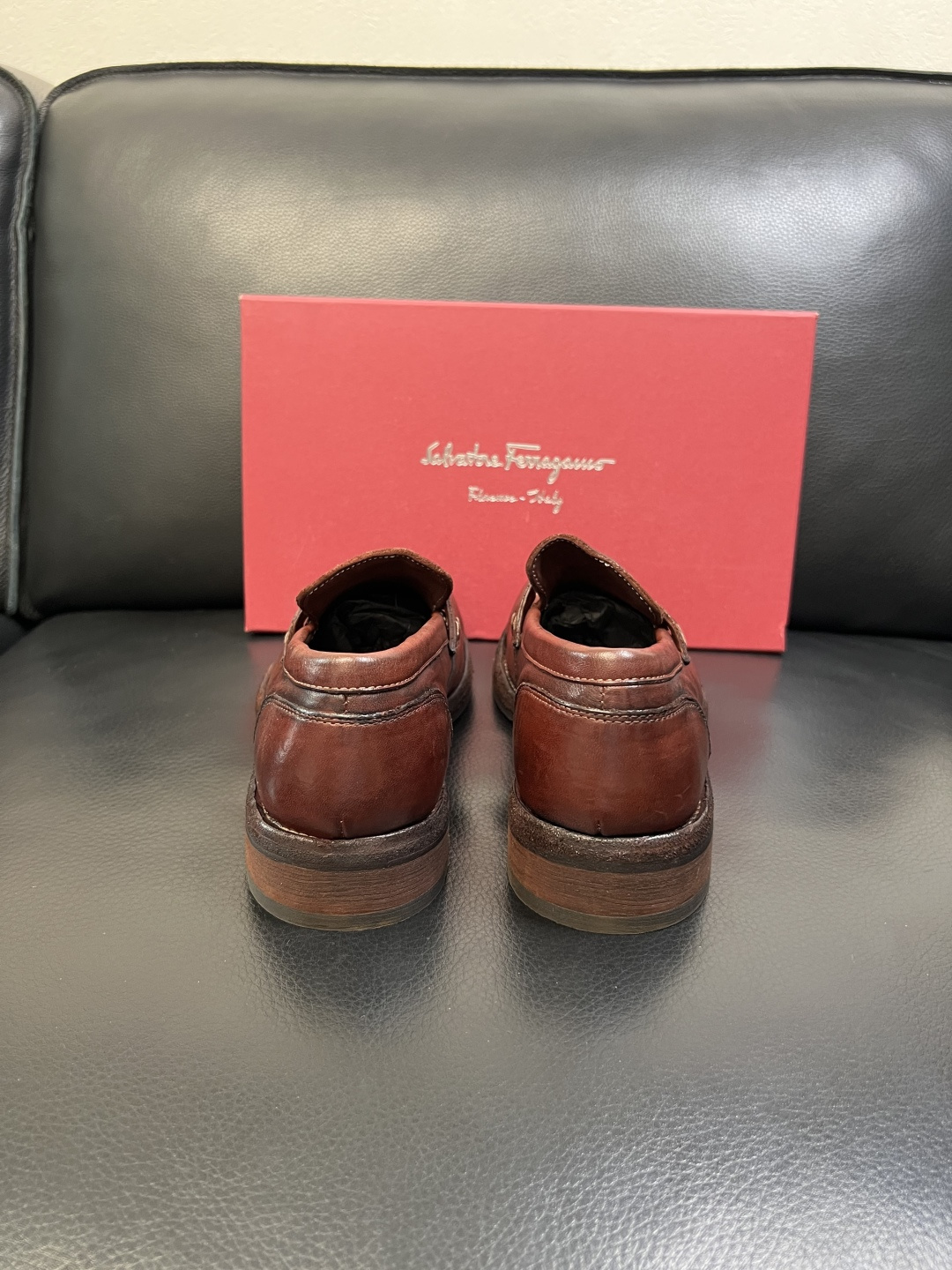 Ferragamo 高品质 顶级工艺品 菲拉格慕 专柜同步发售原厂配置，意大利进口原版牛皮，进口水染牛里