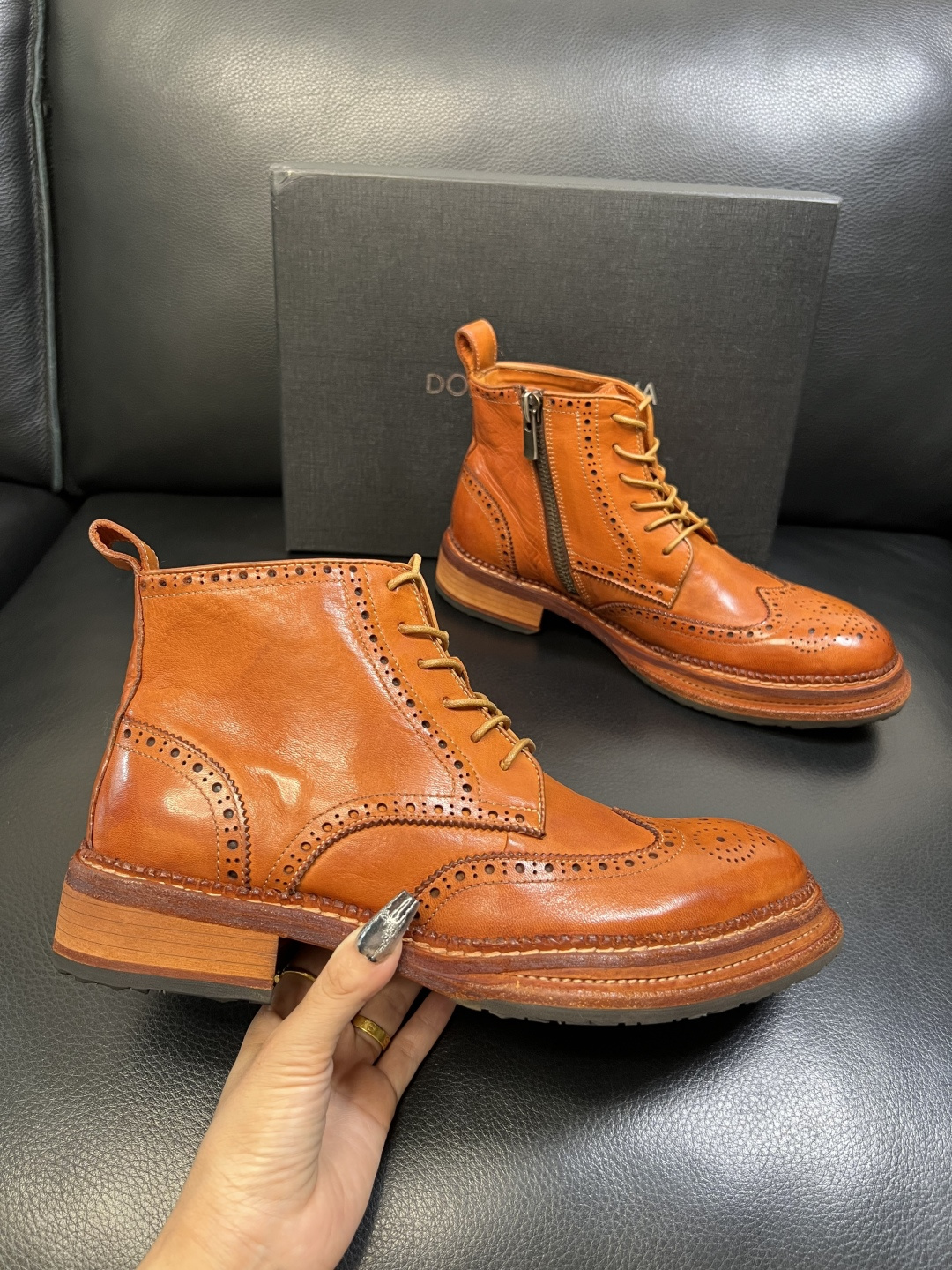 Dolce & Gabbana 高品质 顶级工艺品 杜嘉班纳 爆款专柜新品同步，高帮靴子鞋面意大利进口水