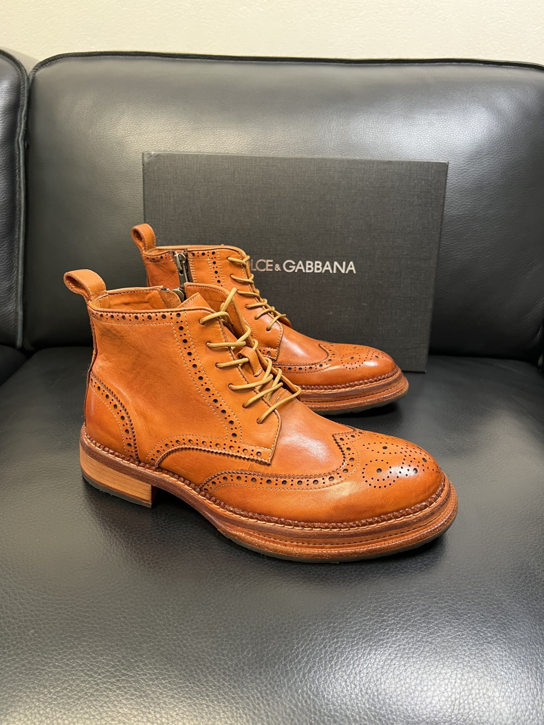 Dolce & Gabbana 高品质 顶级工艺品 杜嘉班纳 爆款专柜新品同步，高帮靴子鞋面意大利进口水
