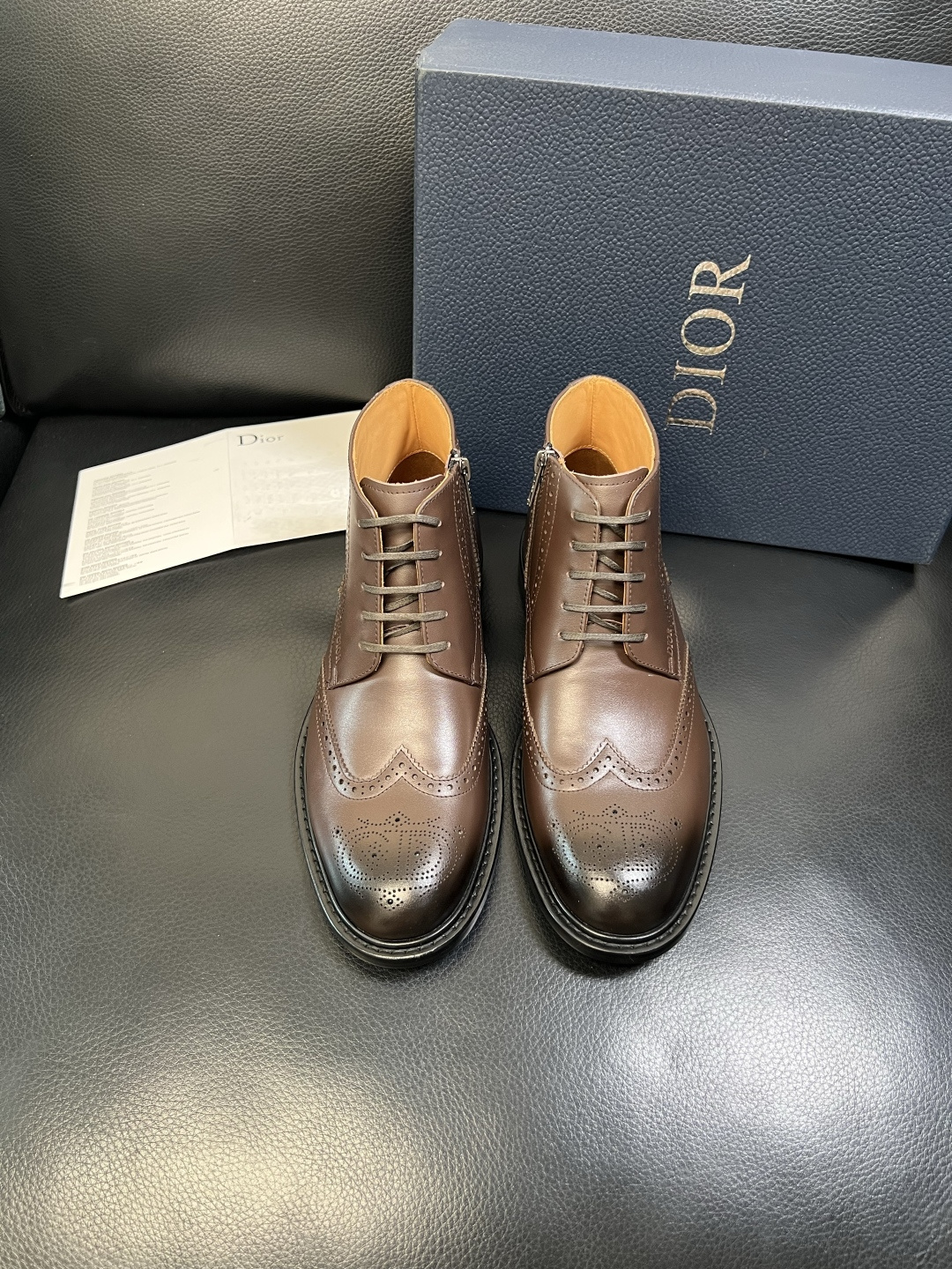 Dior 顶级工艺品 迪奥 靴子高帮专柜同步 原厂配置，意大利进口原版牛皮面料，透气舒适进口水染牛里垫，