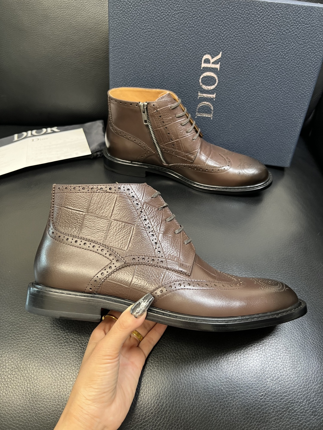 Dior 顶级工艺品 迪奥 靴子高帮专柜同步 原厂配置，意大利进口原版牛皮面料，透气舒适进口水染牛里垫，