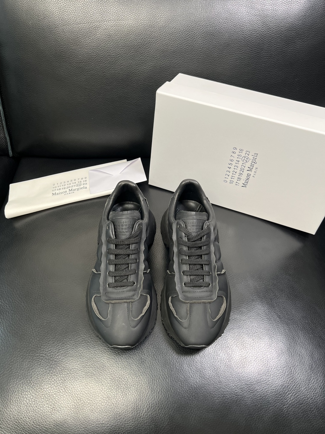 Maison Margiela 高品质 顶级工艺品 梅森马吉拉 专柜同原厂配置 ，鞋面意大利进口牛皮面料