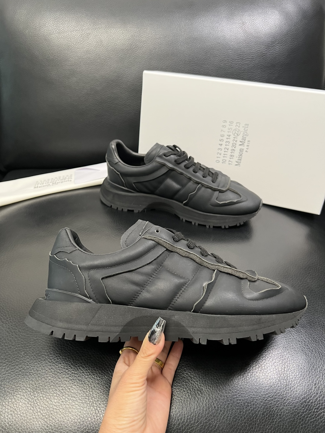 Maison Margiela 高品质 顶级工艺品 梅森马吉拉 专柜同原厂配置 ，鞋面意大利进口牛皮面料