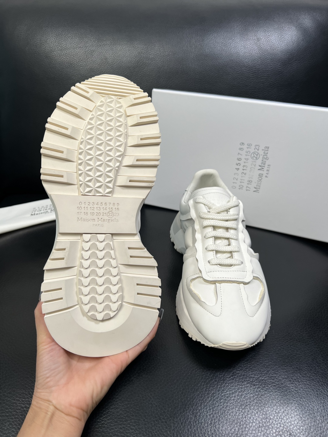 Maison Margiela 高品质 顶级工艺品 梅森马吉拉 专柜同原厂配置 ，鞋面意大利进口牛皮面料