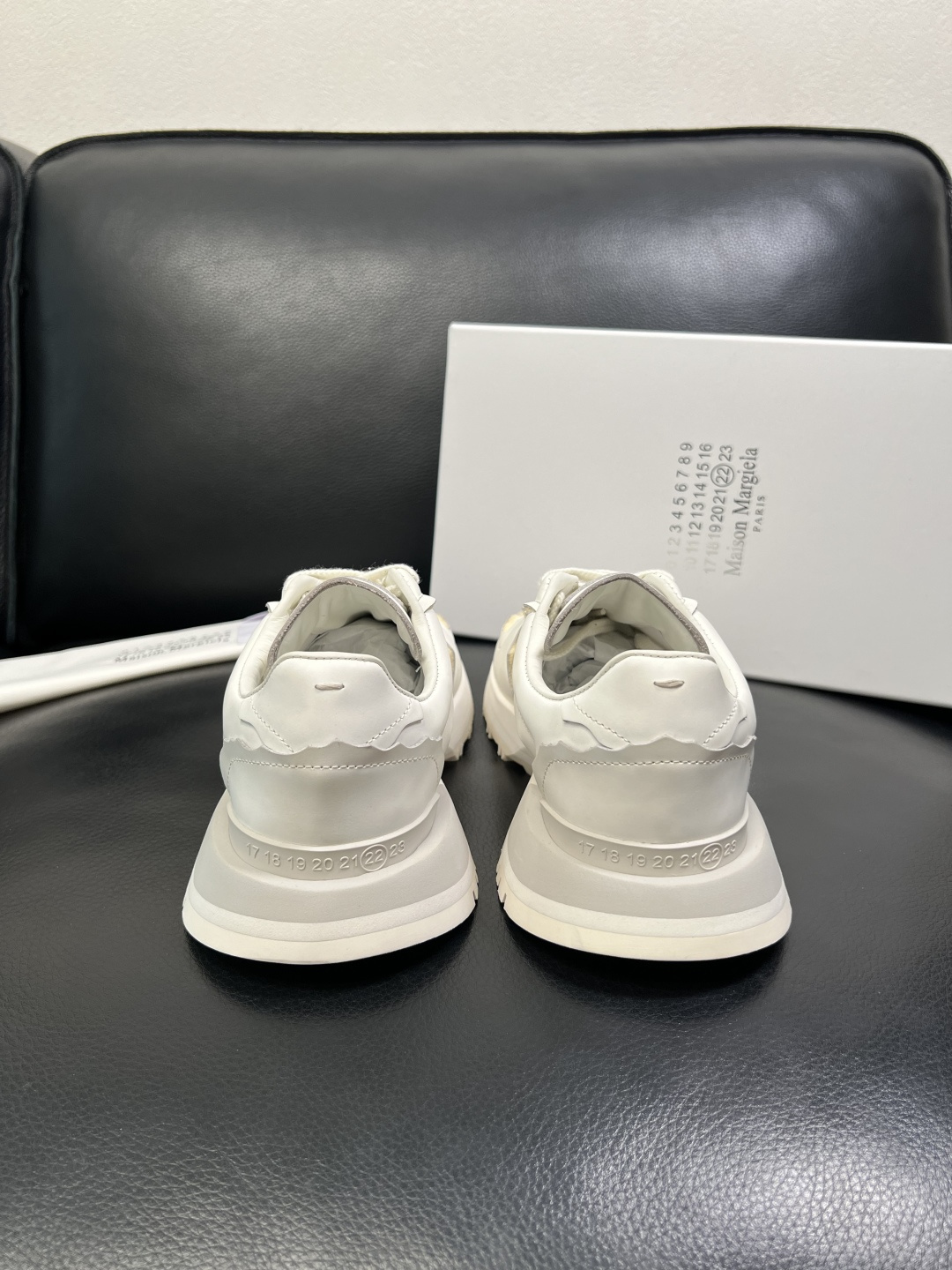 Maison Margiela 高品质 顶级工艺品 梅森马吉拉 专柜同原厂配置 ，鞋面意大利进口牛皮面料