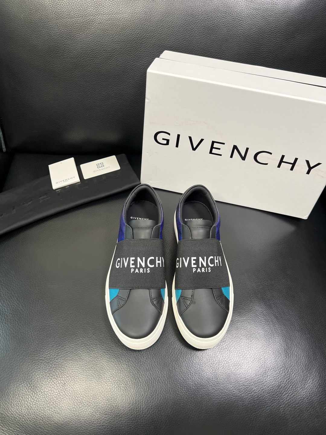 Givenchy 高品质 顶级工艺品 纪梵希 专柜同步原厂配置，意大利进口牛皮搭配网布面料，全鞋配件私模