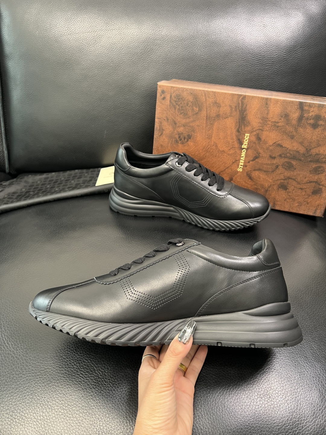 StefanoRicci 高品质 顶级工艺品 史蒂芬 劳尼治 专柜新品同步，鞋面意大利进口牛皮面料，进口