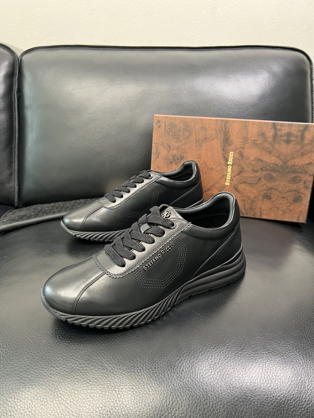 StefanoRicci 高品质 顶级工艺品 史蒂芬 劳尼治 专柜新品同步，鞋面意大利进口牛皮面料，进口