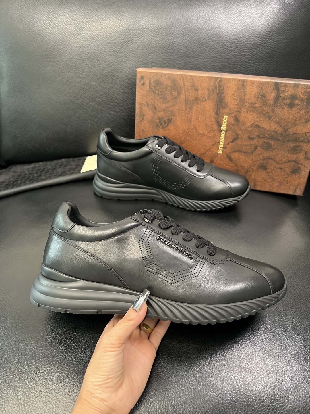 StefanoRicci 高品质 顶级工艺品 史蒂芬 劳尼治 专柜新品同步，鞋面意大利进口牛皮面料，进口