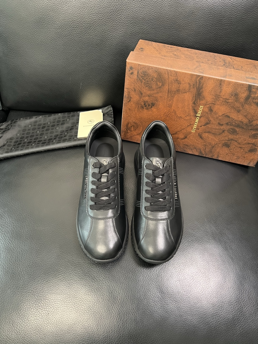 StefanoRicci 高品质 顶级工艺品 史蒂芬 劳尼治 专柜新品同步，鞋面意大利进口牛皮面料，进口