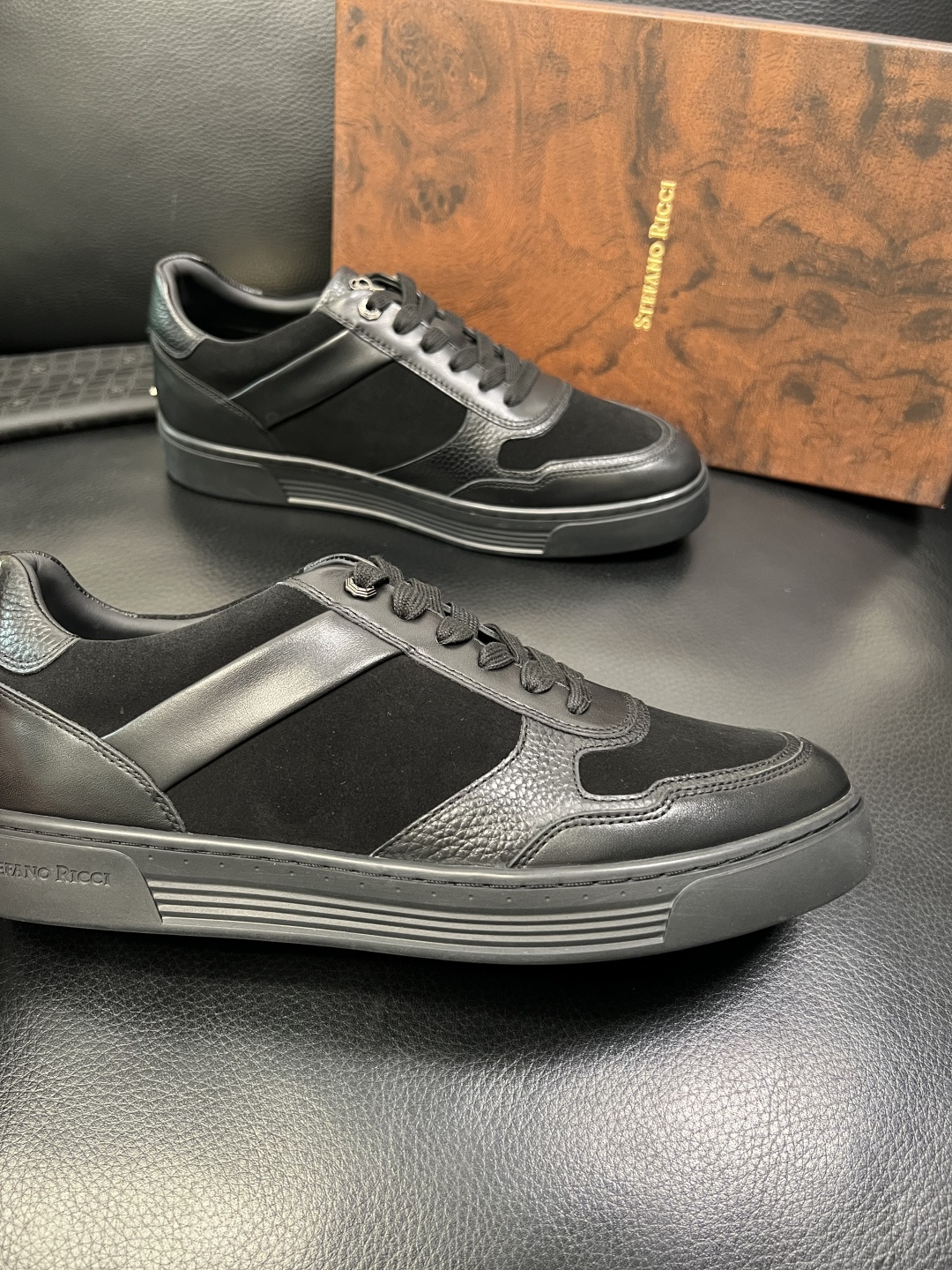 StefanoRicci 高品质 顶级工艺品 史蒂芬 劳尼治 专柜新品同步，鞋面意大利进口牛皮面料，进口