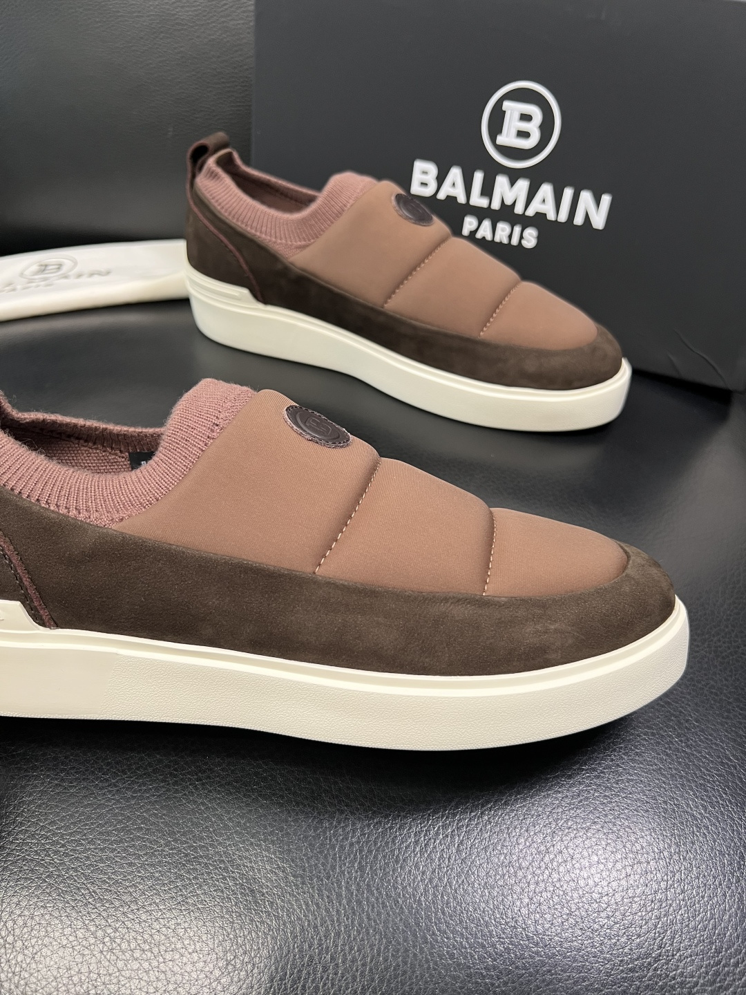 ⚠️只换码不退⚠️ BALMAIN 高品质 巴尔曼 顶级工艺品 专柜新品同步，鞋面意大利进口牛皮拼布面料