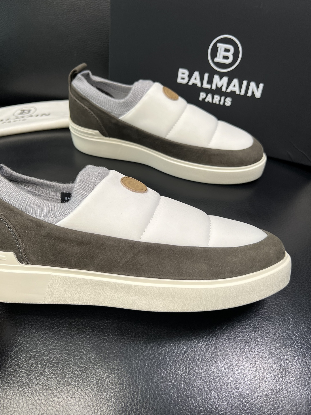 ⚠️只换码不退⚠️ BALMAIN 高品质 巴尔曼 顶级工艺品 专柜新品同步，鞋面意大利进口牛皮拼布面料