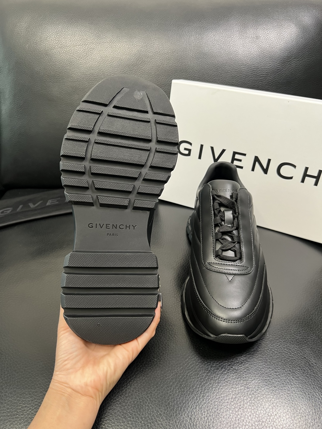 ⚠️只换码不退⚠️ Givenchy 高品质 纪梵希 顶级工艺品 专柜新品同步，鞋面意大利进口牛皮拼布面