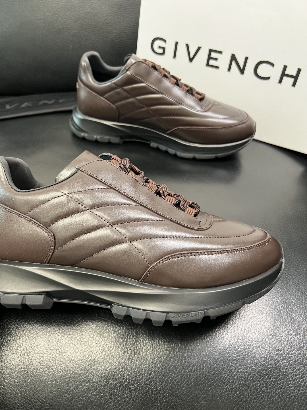 ⚠️只换码不退⚠️ Givenchy 高品质 纪梵希 顶级工艺品 专柜新品同步，鞋面意大利进口牛皮拼布面