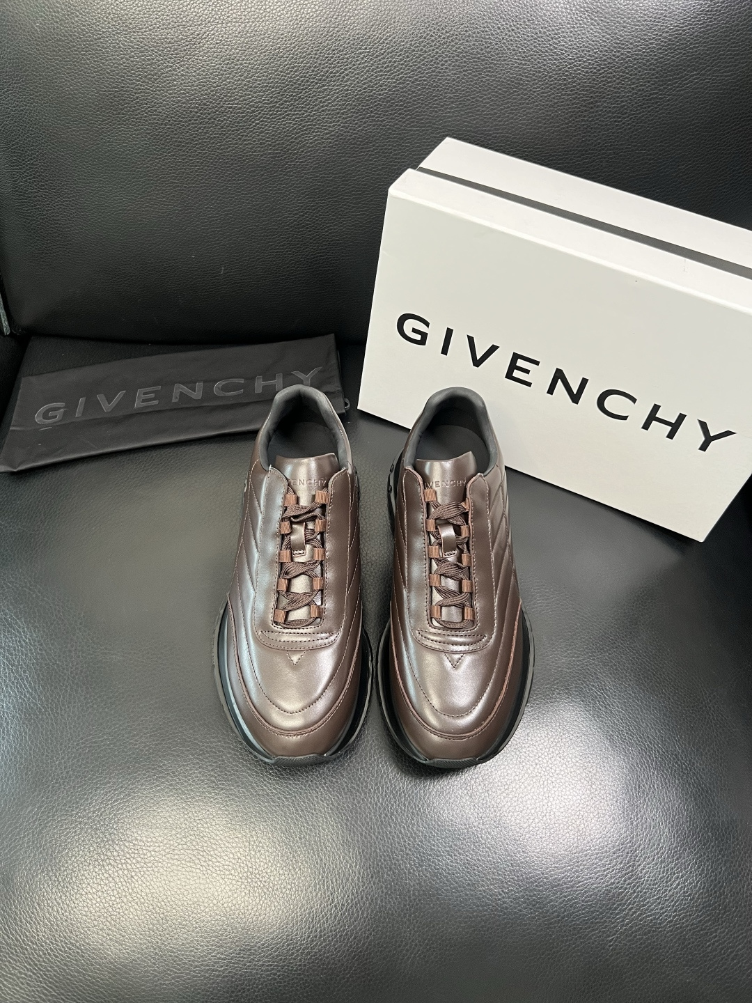 ⚠️只换码不退⚠️ Givenchy 高品质 纪梵希 顶级工艺品 专柜新品同步，鞋面意大利进口牛皮拼布面
