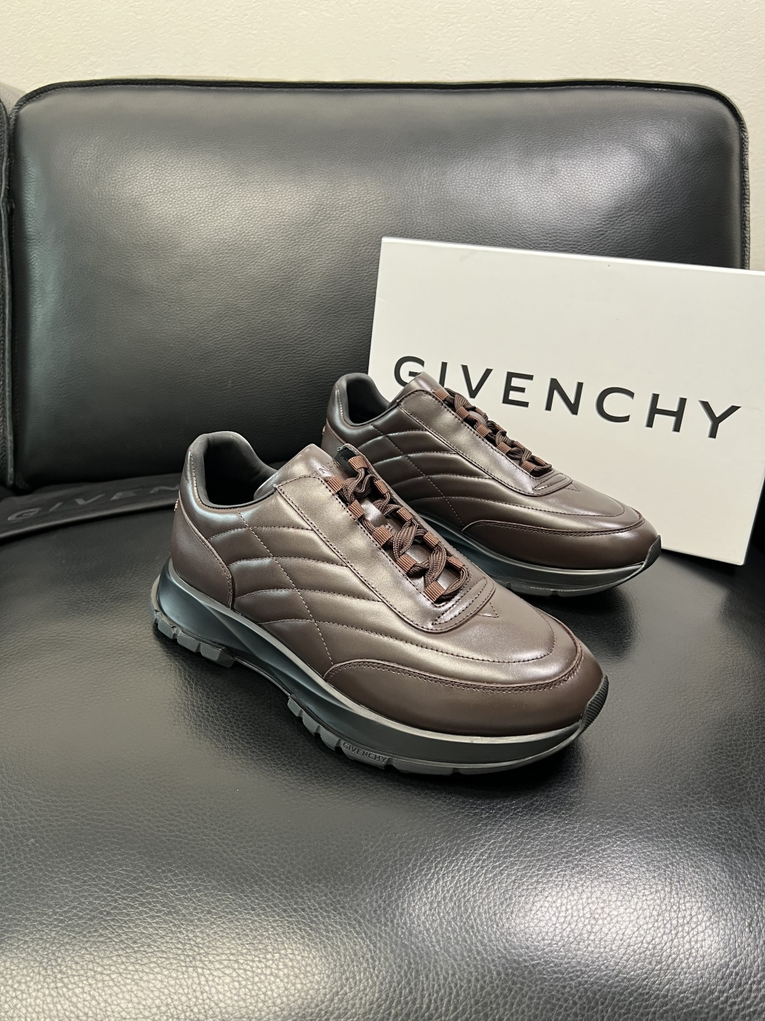 ⚠️只换码不退⚠️ Givenchy 高品质 纪梵希 顶级工艺品 专柜新品同步，鞋面意大利进口牛皮拼布面