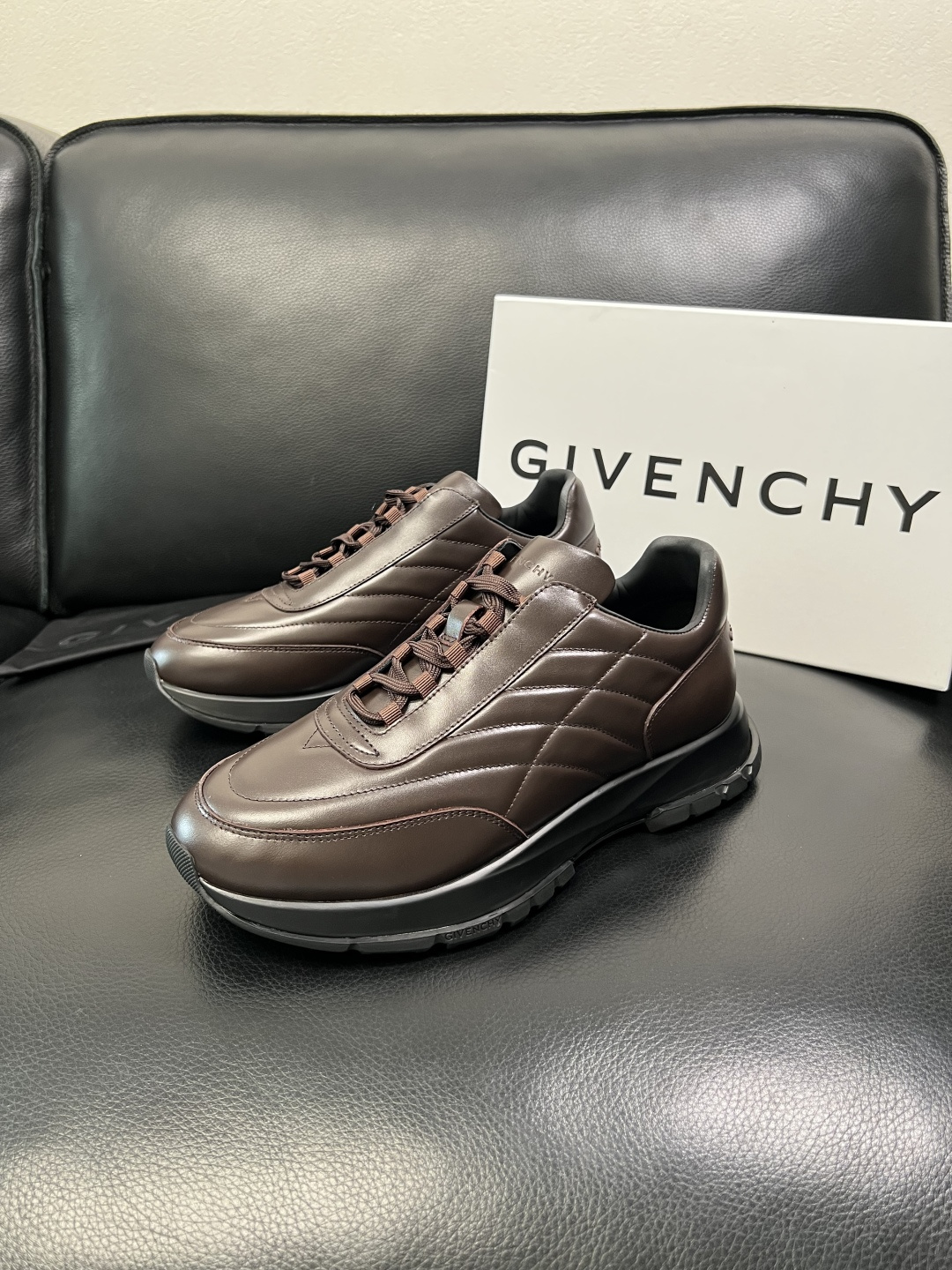 ⚠️只换码不退⚠️ Givenchy 高品质 纪梵希 顶级工艺品 专柜新品同步，鞋面意大利进口牛皮拼布面