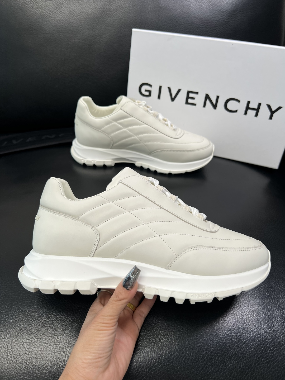 ⚠️只换码不退⚠️ Givenchy 高品质 纪梵希 顶级工艺品 专柜新品同步，鞋面意大利进口牛皮拼布面