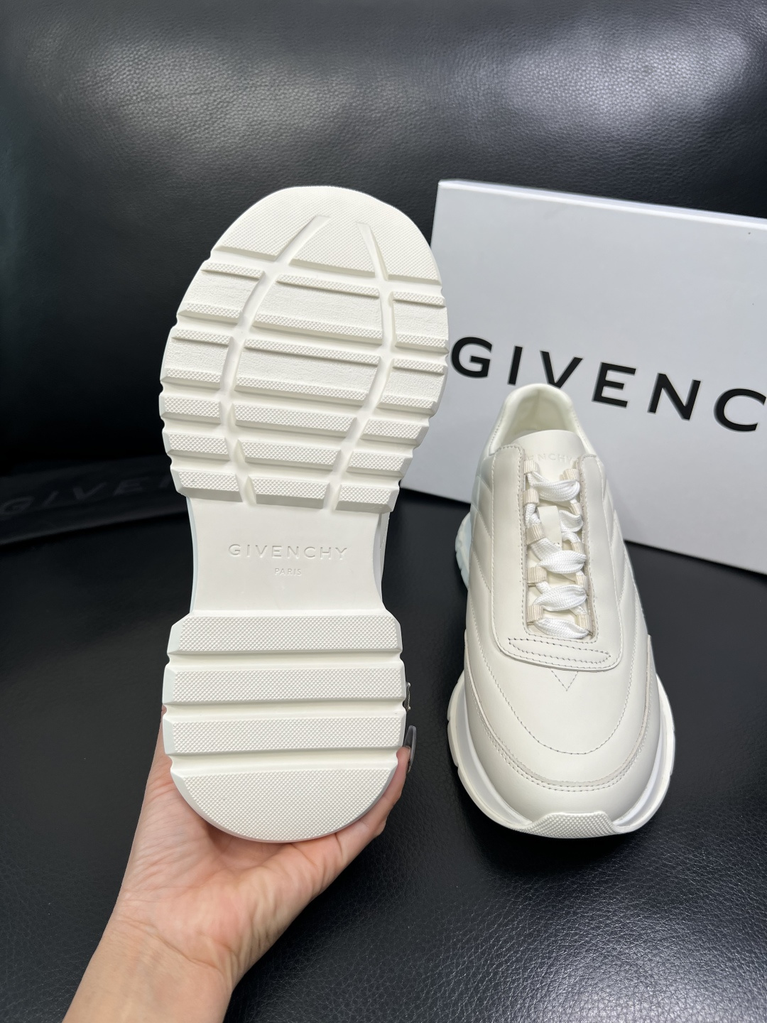 ⚠️只换码不退⚠️ Givenchy 高品质 纪梵希 顶级工艺品 专柜新品同步，鞋面意大利进口牛皮拼布面