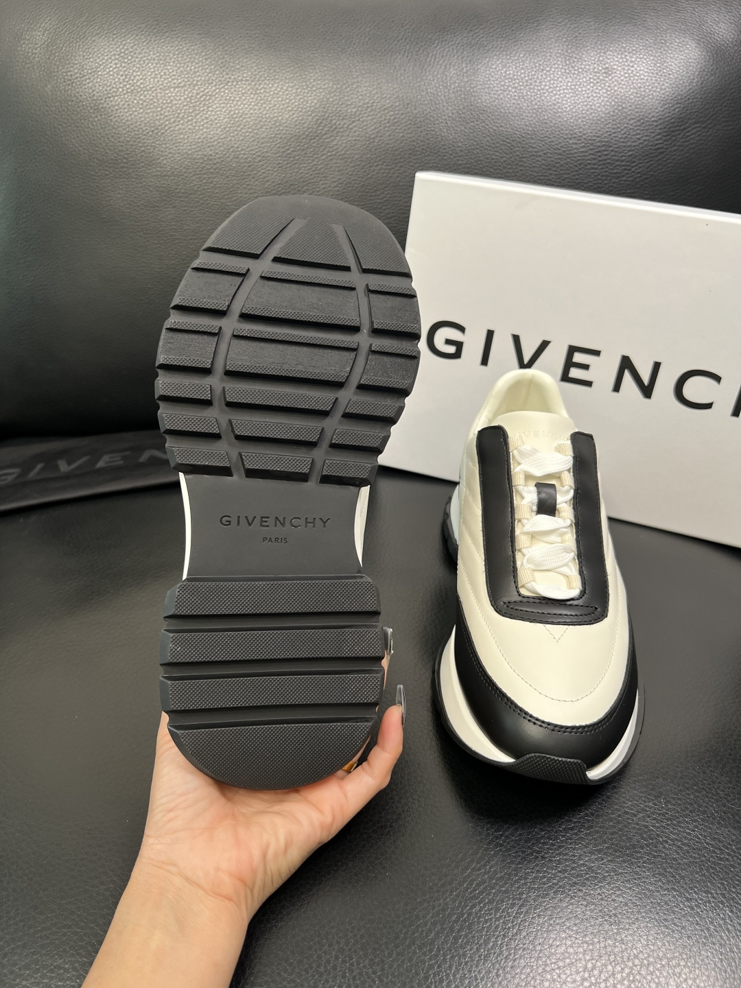 ⚠️只换码不退⚠️ Givenchy 高品质 纪梵希 顶级工艺品 专柜新品同步，鞋面意大利进口牛皮拼布面