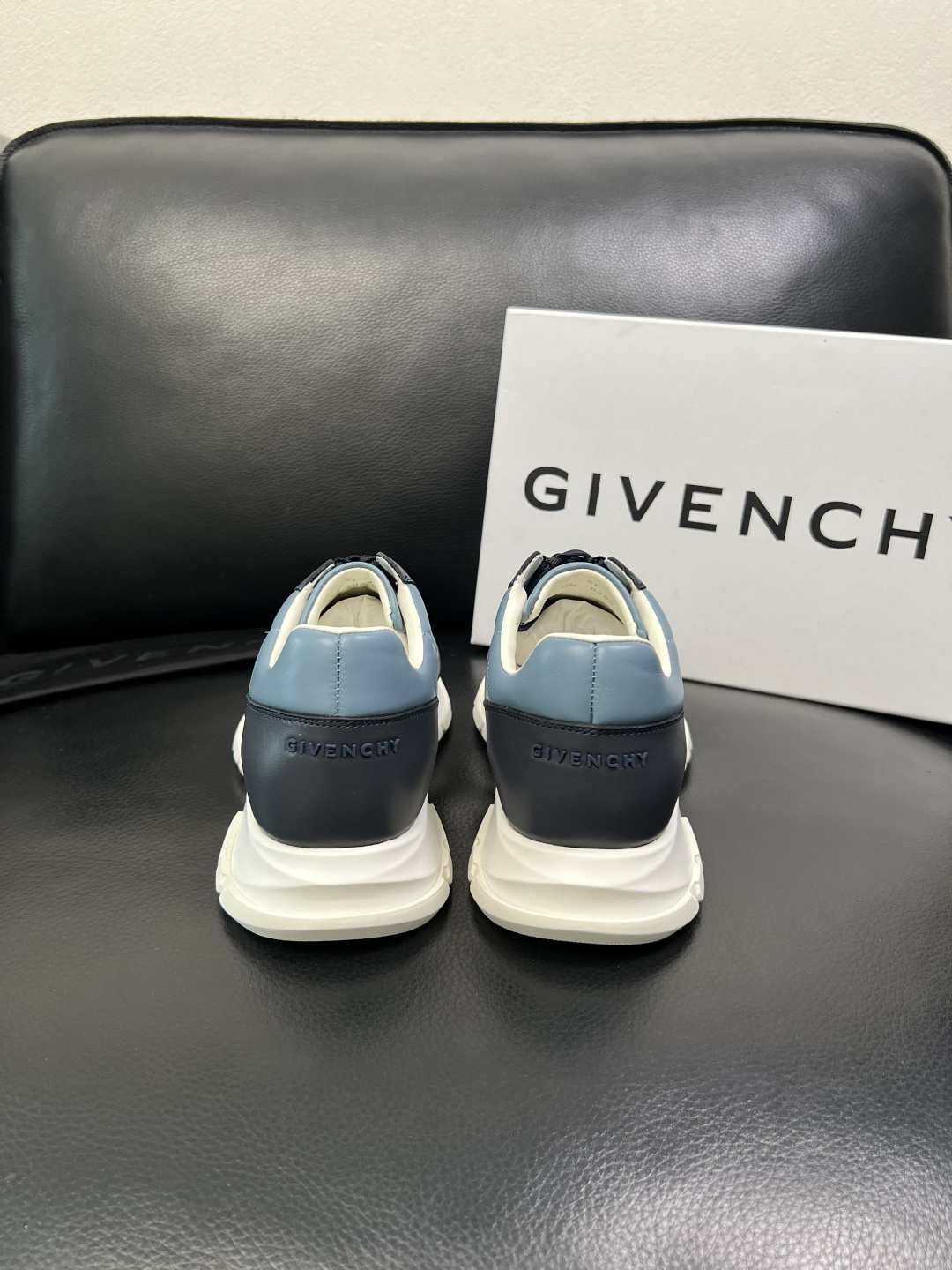 ⚠️只换码不退⚠️ Givenchy 高品质 纪梵希 顶级工艺品 专柜新品同步，鞋面意大利进口牛皮拼布面