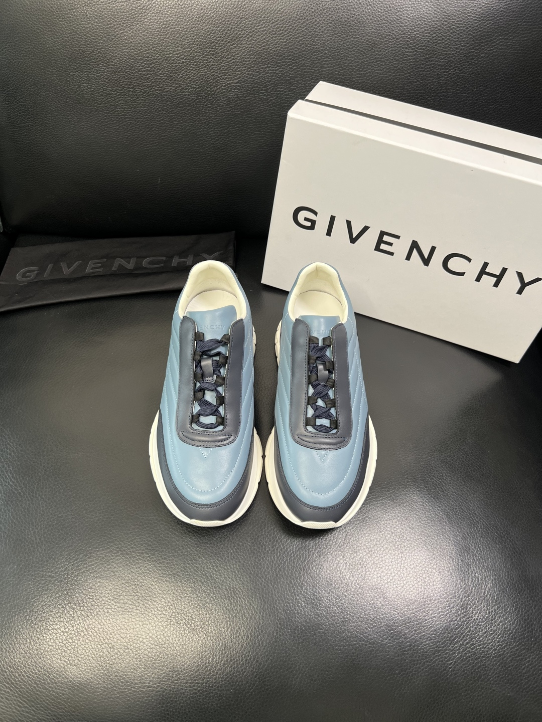 ⚠️只换码不退⚠️ Givenchy 高品质 纪梵希 顶级工艺品 专柜新品同步，鞋面意大利进口牛皮拼布面