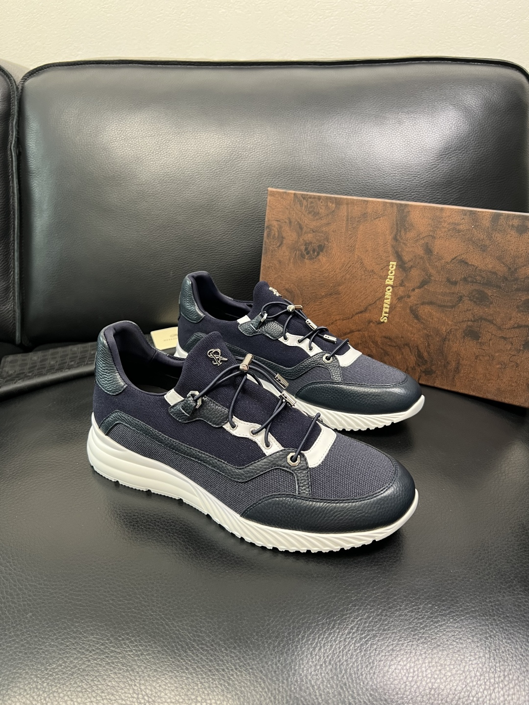 StefanoRicci 高品质 顶级工艺品 史蒂芬 劳尼治 专柜新品同步，鞋面意大利进口牛皮面料，进口