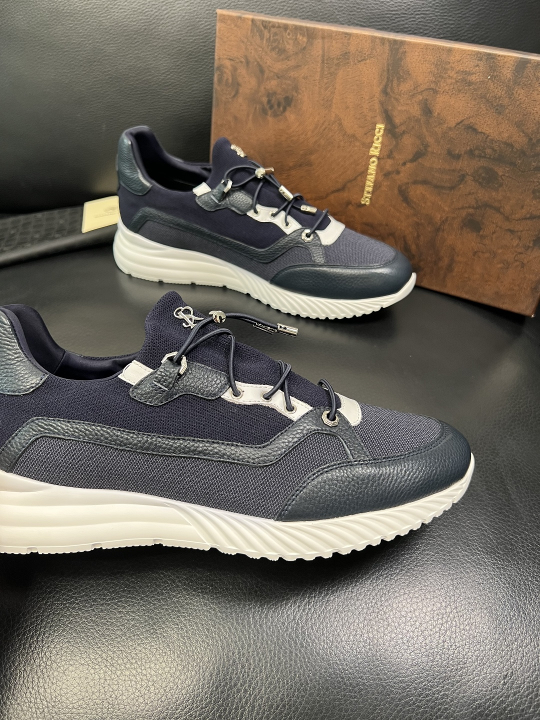 StefanoRicci 高品质 顶级工艺品 史蒂芬 劳尼治 专柜新品同步，鞋面意大利进口牛皮面料，进口