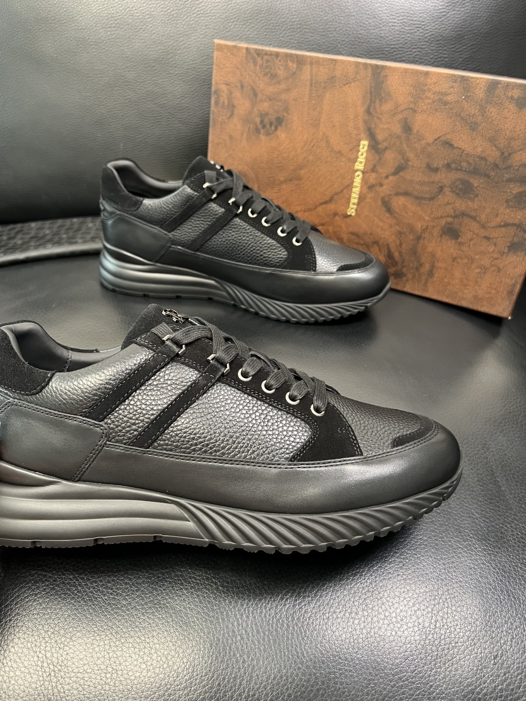 StefanoRicci 高品质 顶级工艺品 史蒂芬 劳尼治 专柜新品同步，鞋面意大利进口牛皮面料，进口