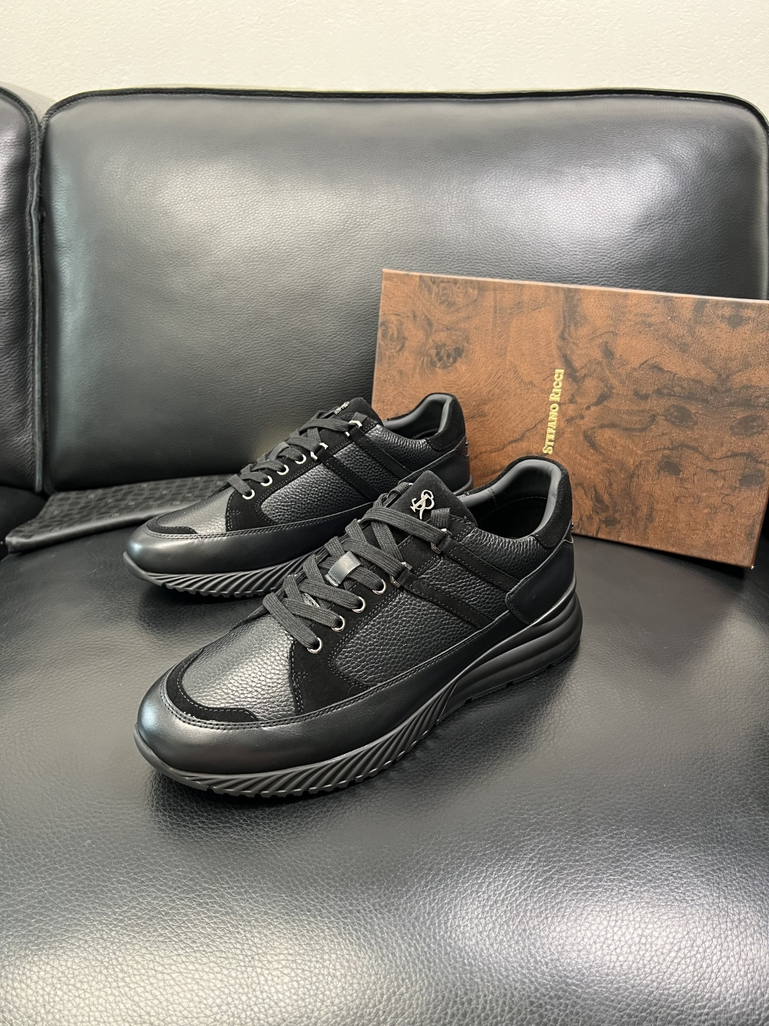 StefanoRicci 高品质 顶级工艺品 史蒂芬 劳尼治 专柜新品同步，鞋面意大利进口牛皮面料，进口