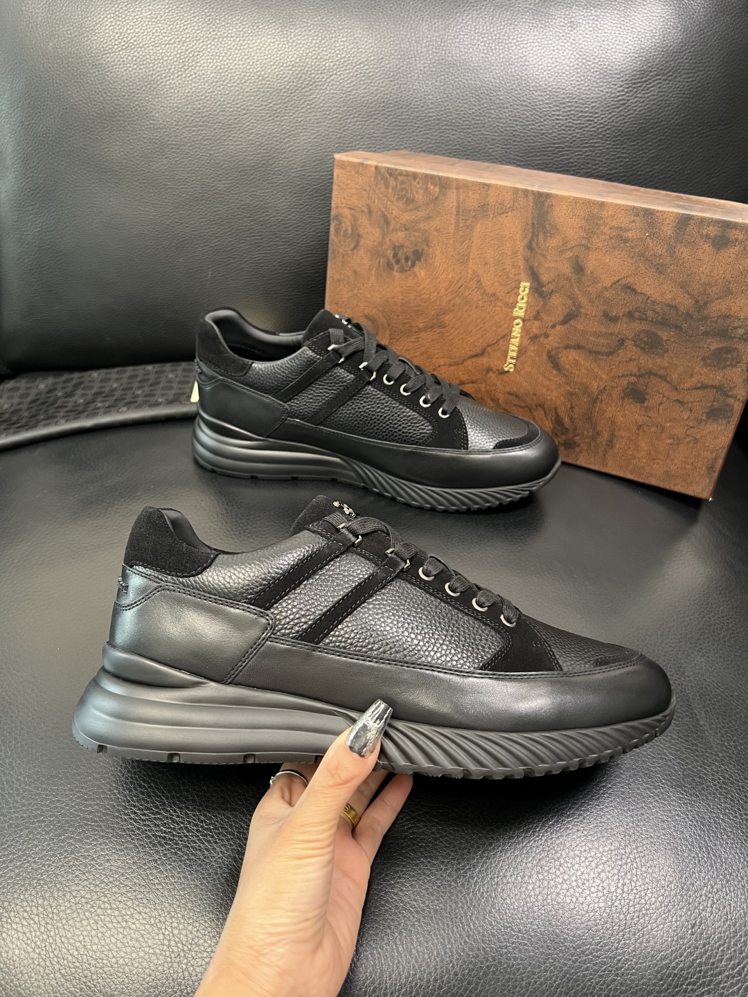 StefanoRicci 高品质 顶级工艺品 史蒂芬 劳尼治 专柜新品同步，鞋面意大利进口牛皮面料，进口