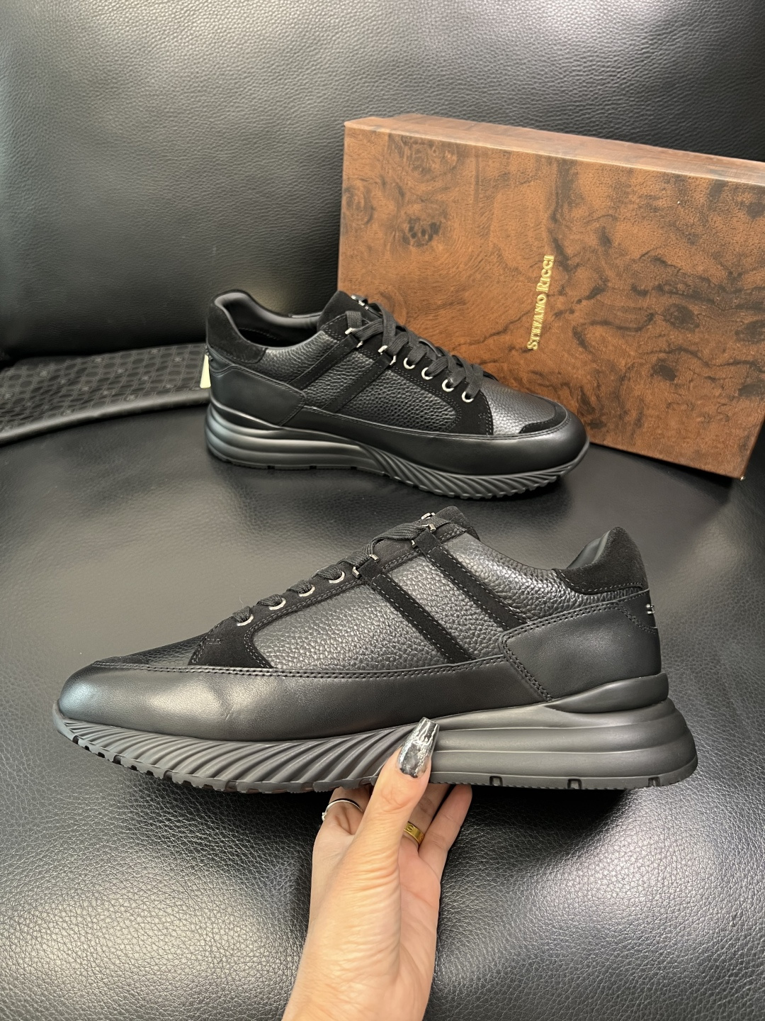 StefanoRicci 高品质 顶级工艺品 史蒂芬 劳尼治 专柜新品同步，鞋面意大利进口牛皮面料，进口