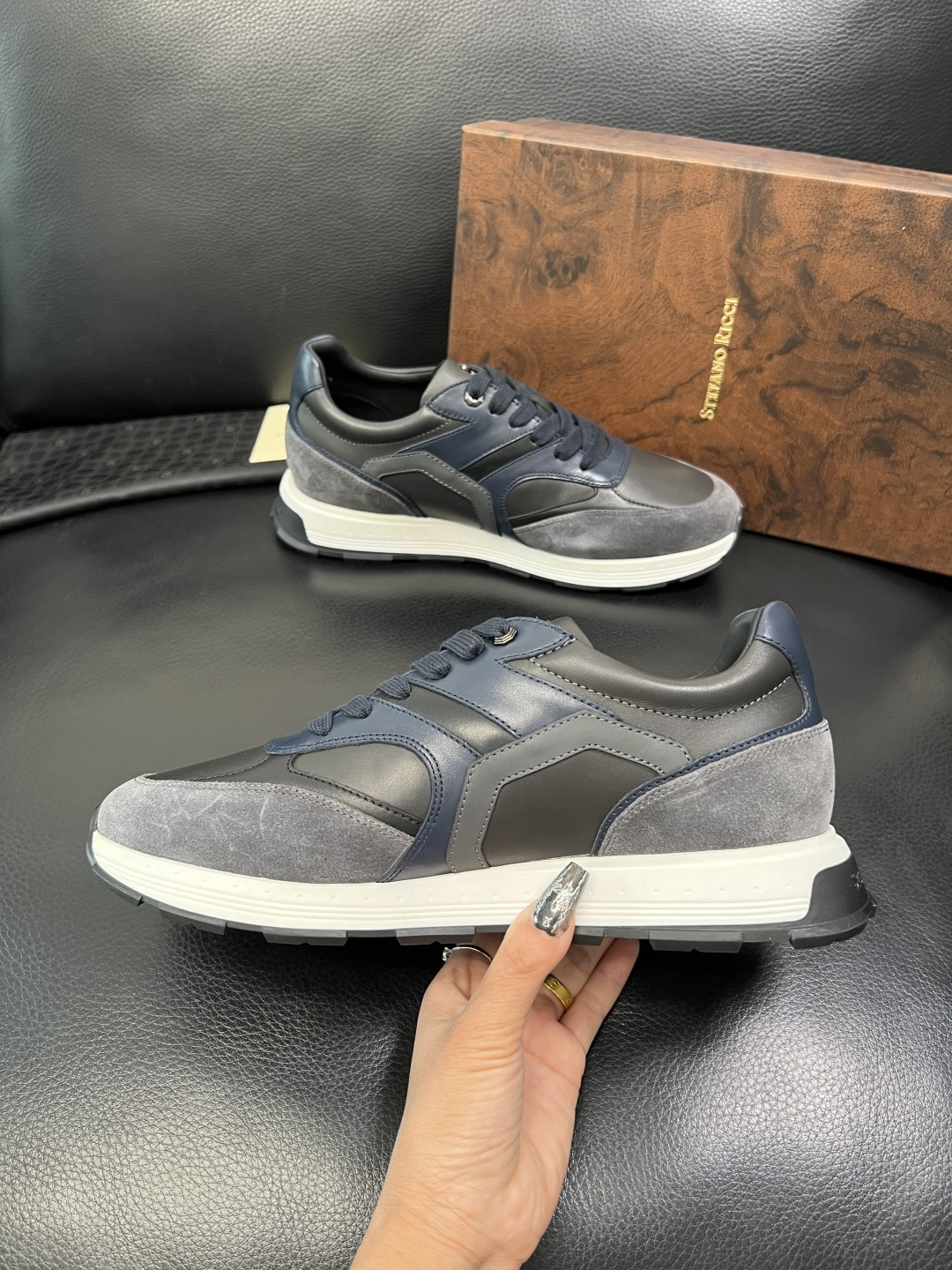 StefanoRicci 高品质 顶级工艺品 史蒂芬 劳尼治 专柜新品同步，鞋面意大利进口牛皮面料，进口