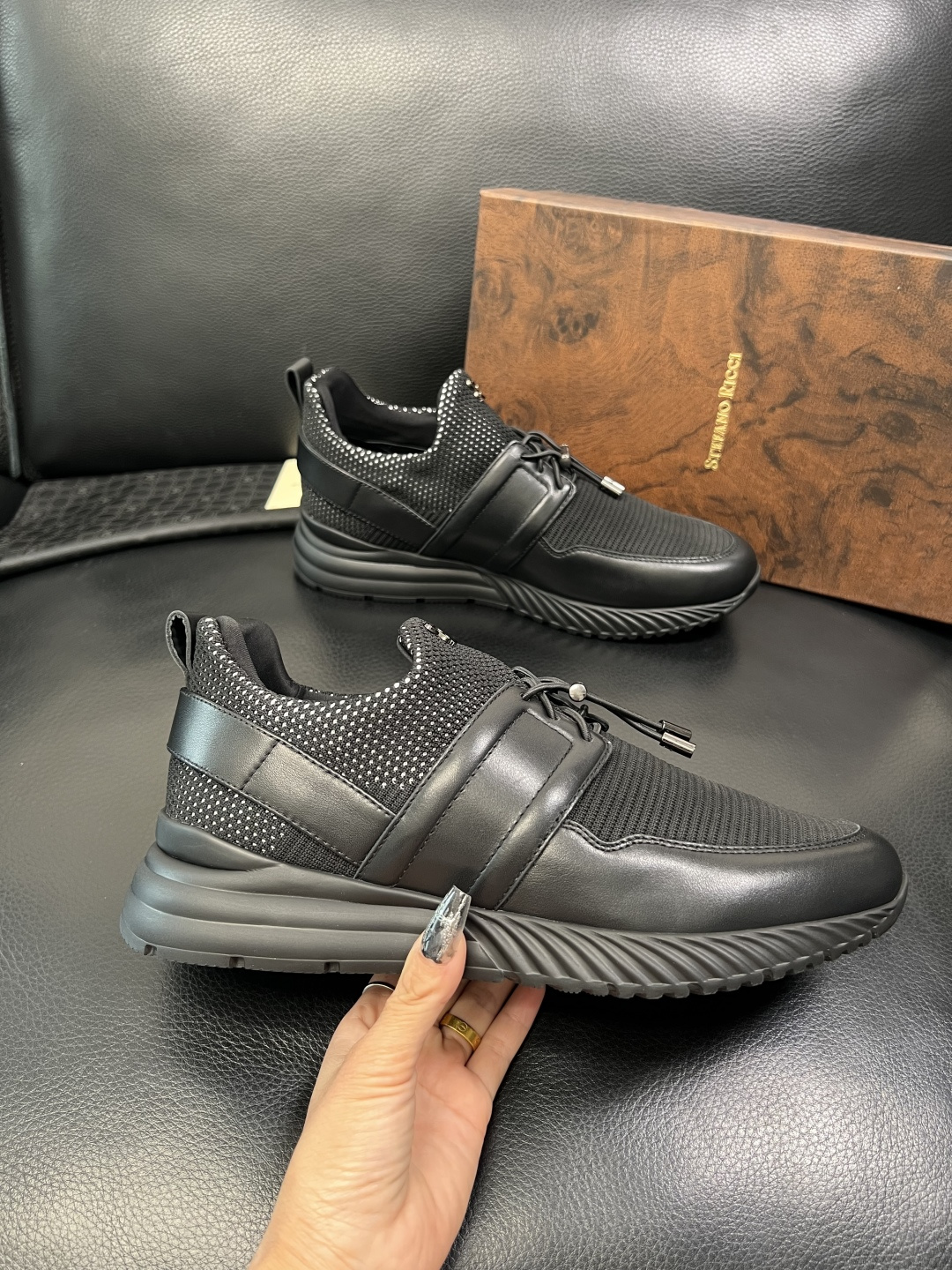 StefanoRicci 高品质 顶级工艺品 史蒂芬 劳尼治 专柜新品同步，鞋面意大利进口牛皮面料，进口